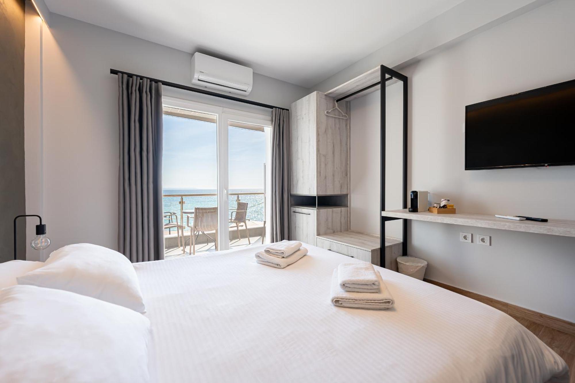 Centralviewsuites Nea Moudania Exteriér fotografie