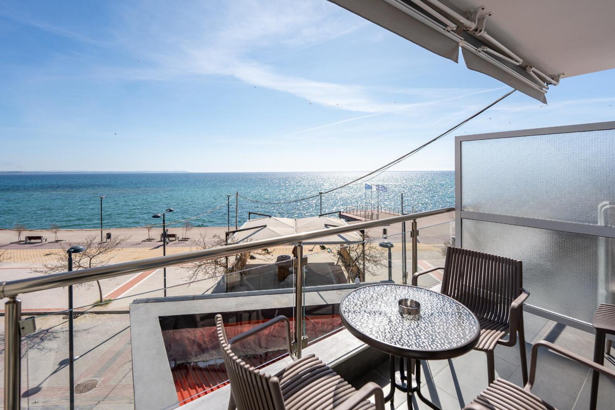 Centralviewsuites Nea Moudania Exteriér fotografie